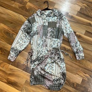 Promesa silk dress with adjustable straps on sides